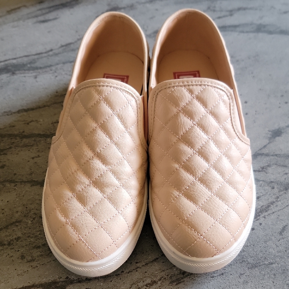 POP Quilted Slip On Sneakers Blush Color Size 8